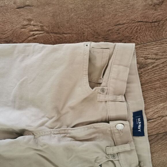 2/$20 Old Navy Karate chinno pants size 12 - Picture 2 of 4